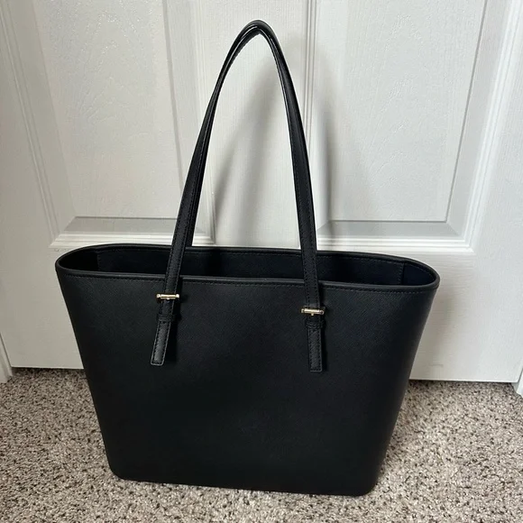 Michael Kors Classic Black Tote - Picture 3 of 9